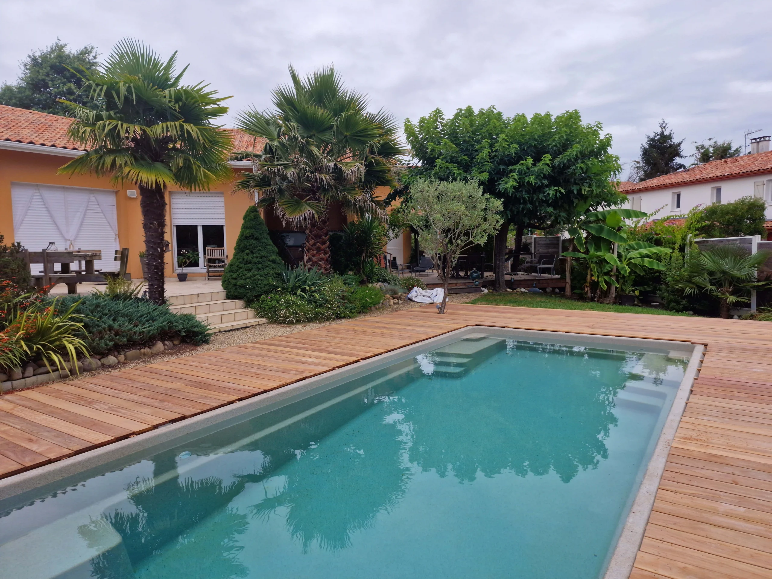 garlin-creation-piscine-et-terrassement